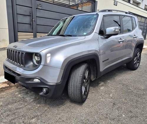 JEEP RENEGADE 2.0 16V TURBO DIESEL LONGITUDE 4P 4X4 AUTOMÁTICO JEEP RENEGADE 2.0 16V TURBO DIESEL LONGITUDE 4P 4X4 AUTOMÁTICO